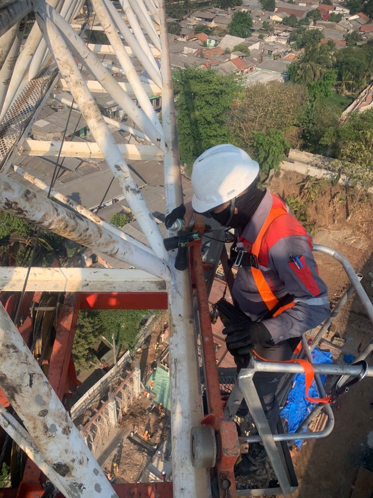 Pengujian tidak merusak dengan metode MPI pada jib tower crane